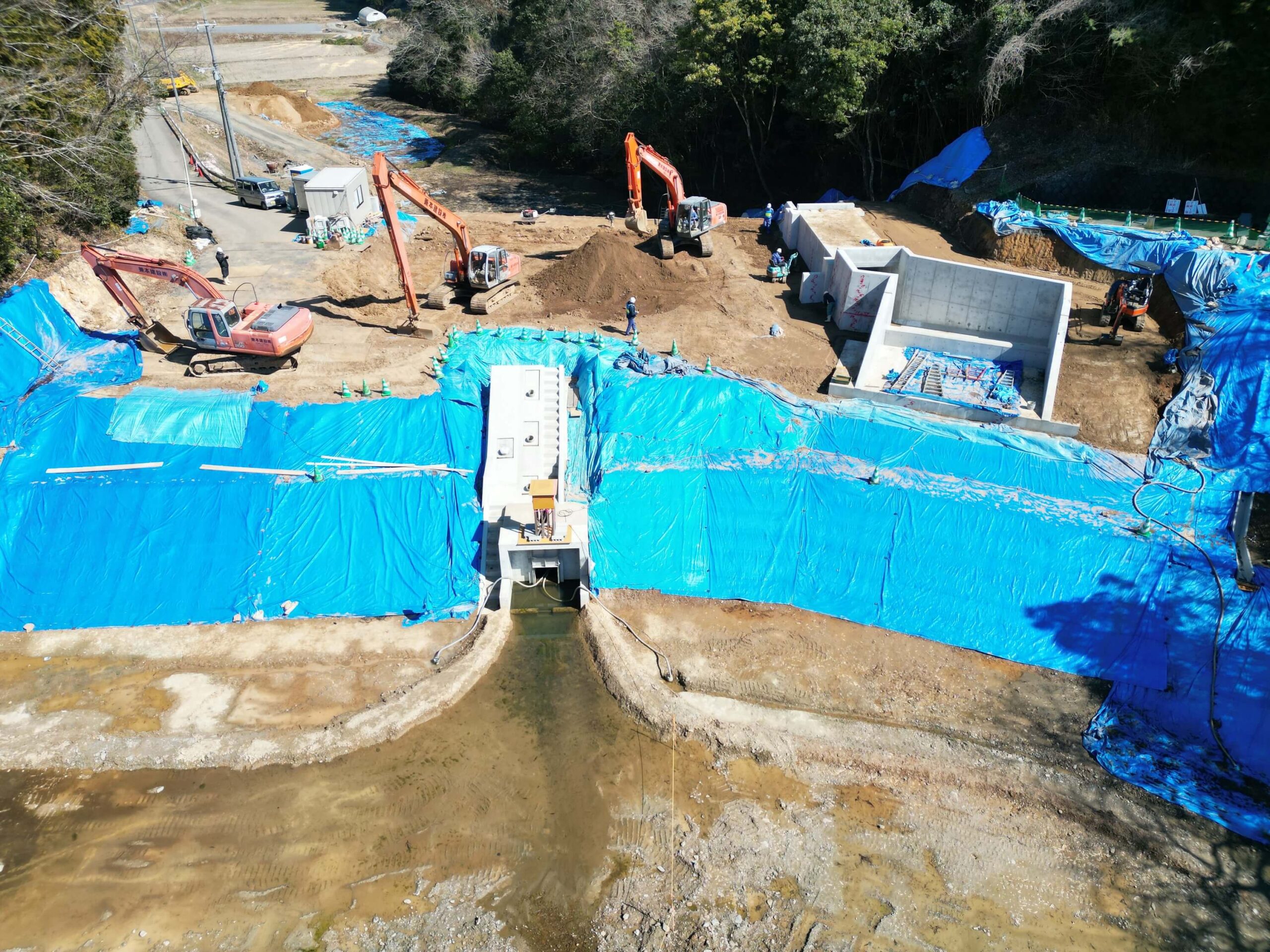 現場作業の写真