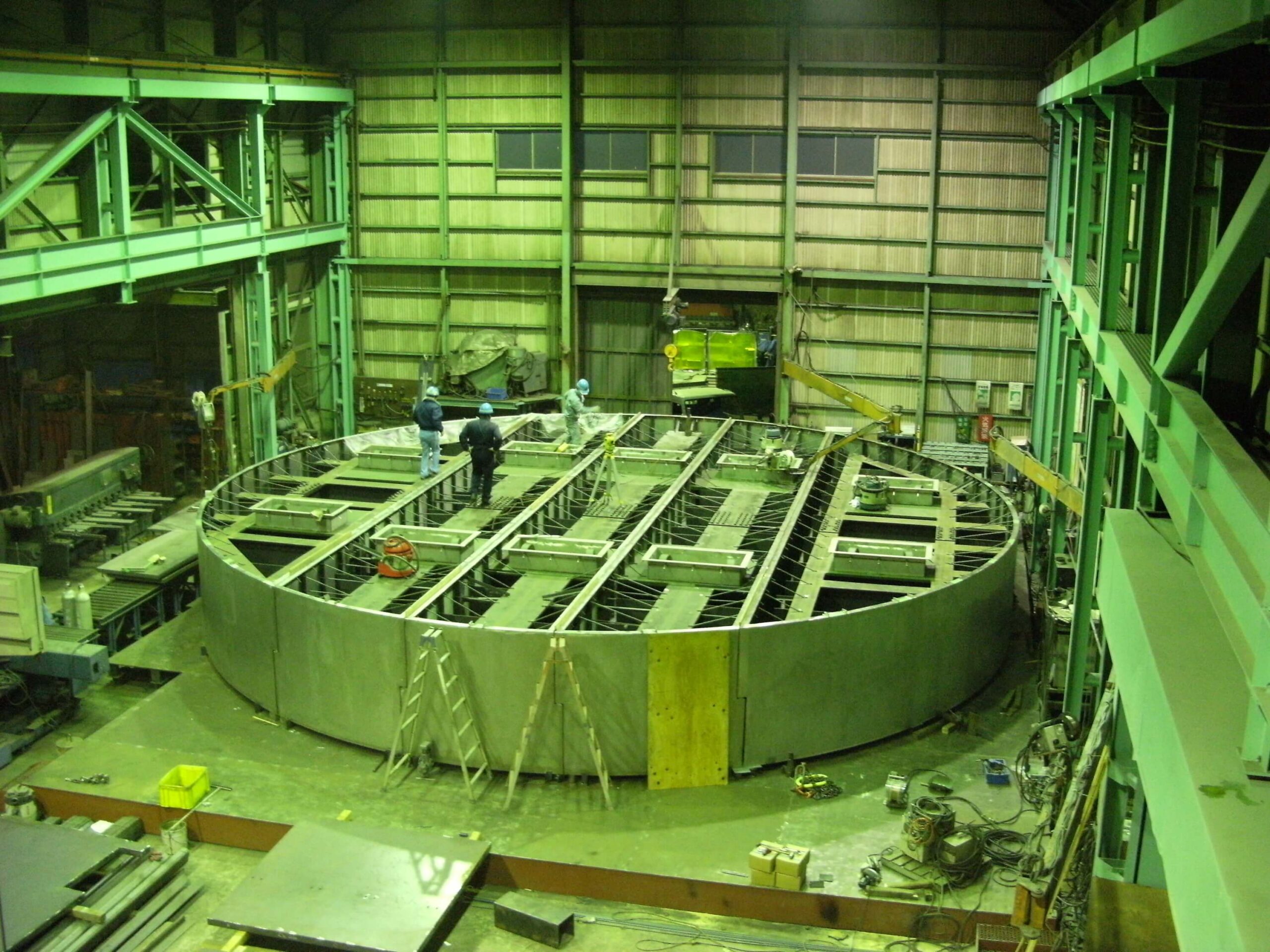 ステンレス構造物の写真