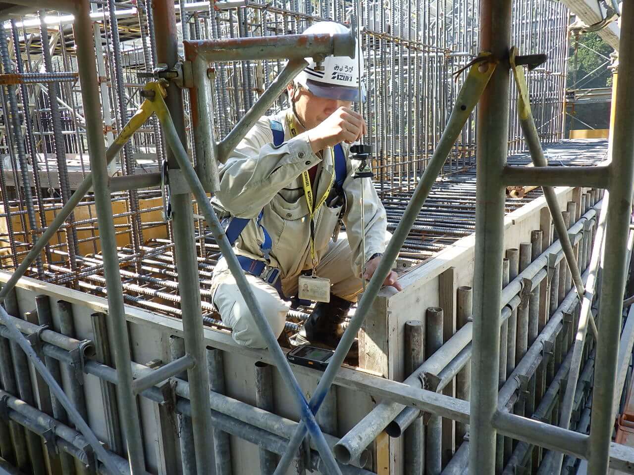 現場確認・測量の写真