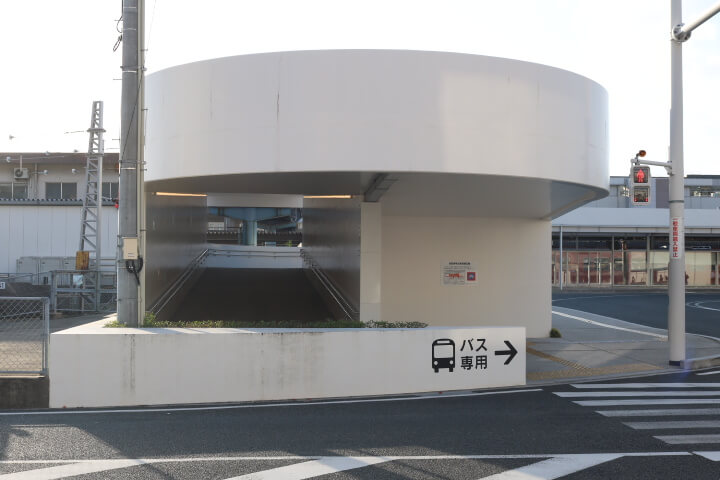 山口市新山口駅連絡通路の写真