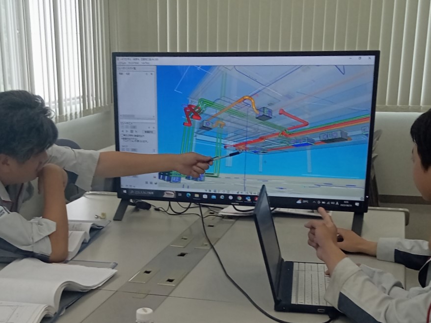 設計確認の写真