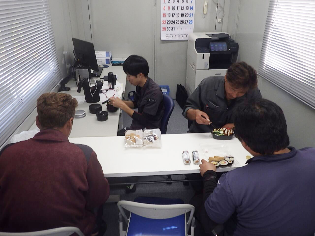 昼食、休憩の写真