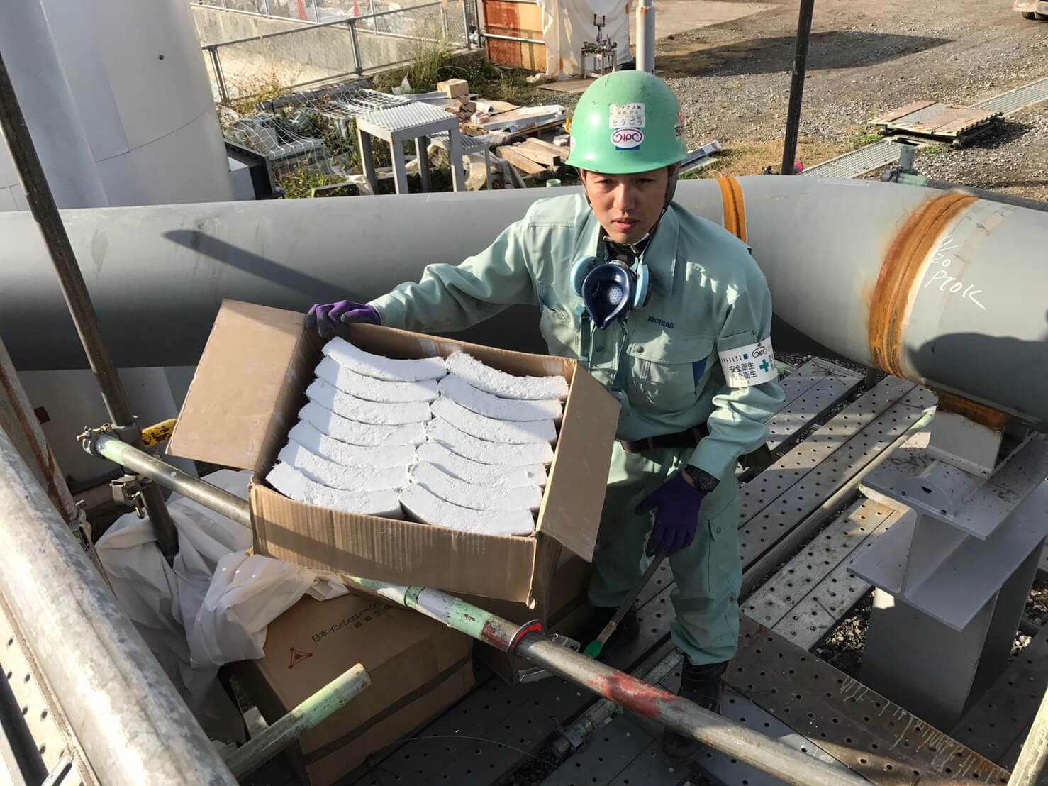 作業前点検、資材準備、安全パトロールの写真