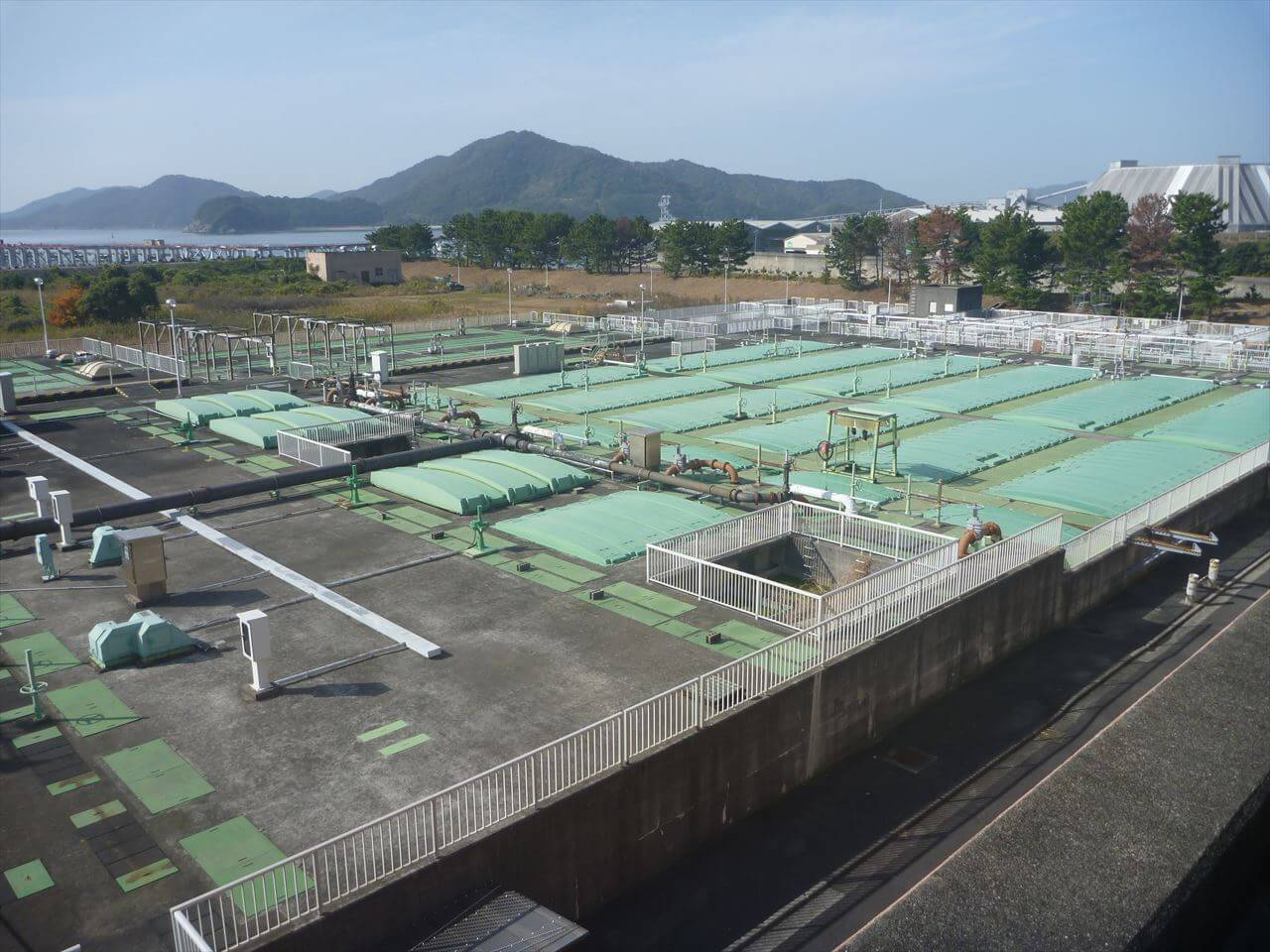 下水道浄化センター 機械設備工事・運転管理業務委託 浄化水槽全景の写真