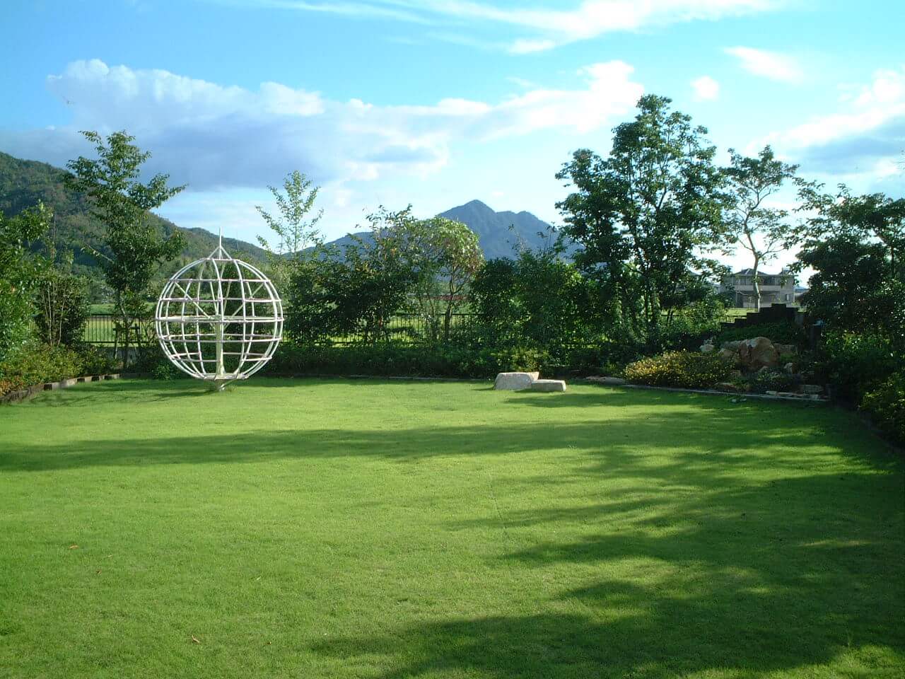 H様邸庭園工事の写真