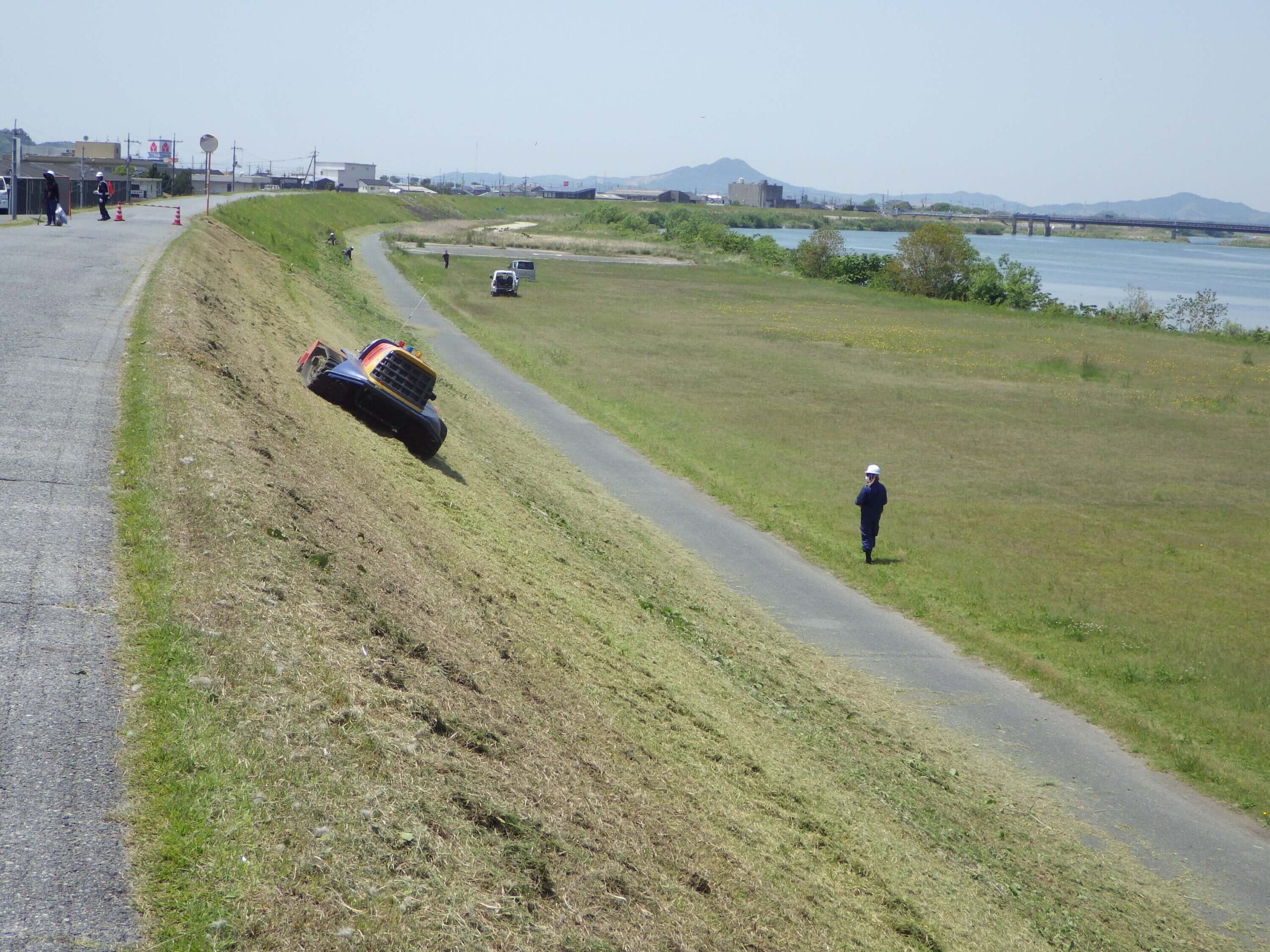 佐波川堤防維持工事の写真