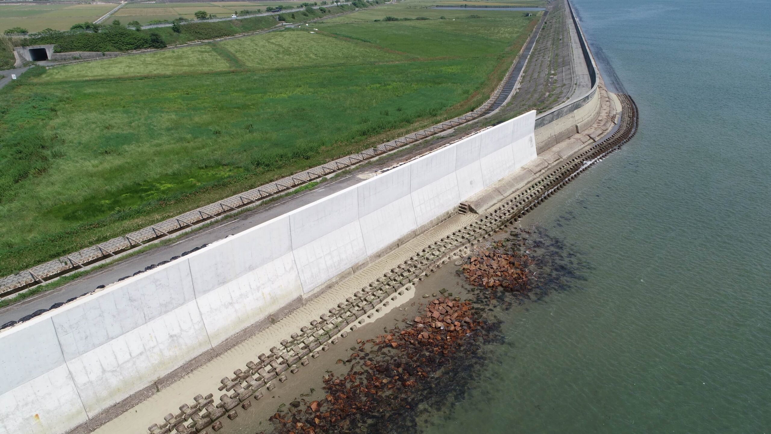 西之浦地区堤防補強工事の写真
