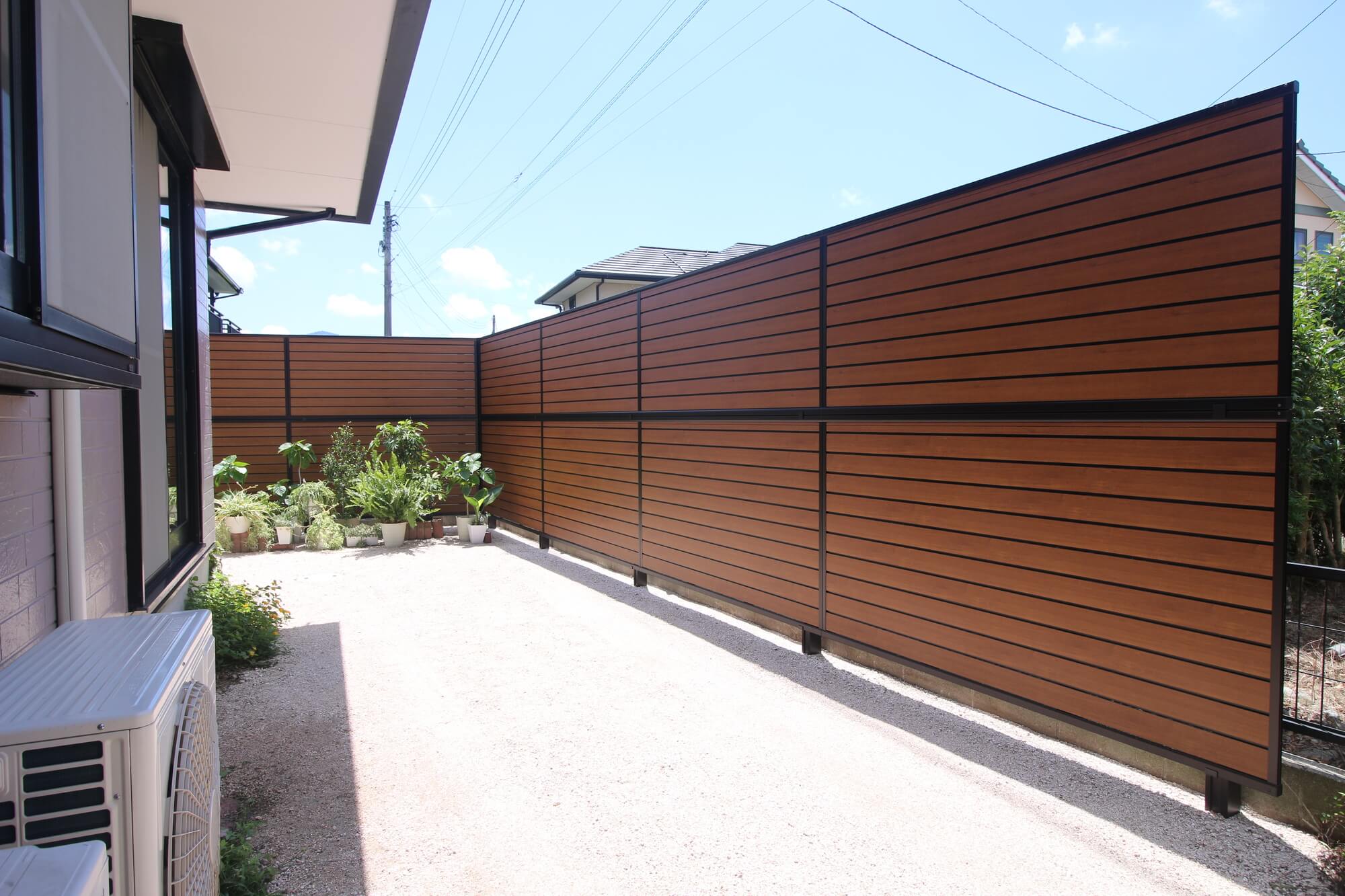 フェンスの設置で、120％庭活を楽しみましょう♪の写真