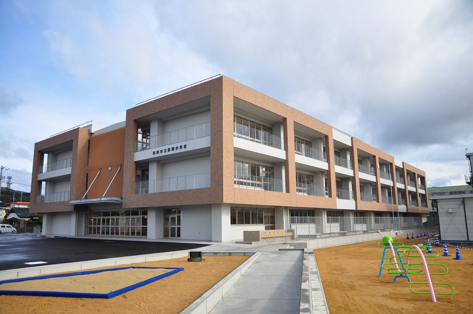 勝間小学校の写真