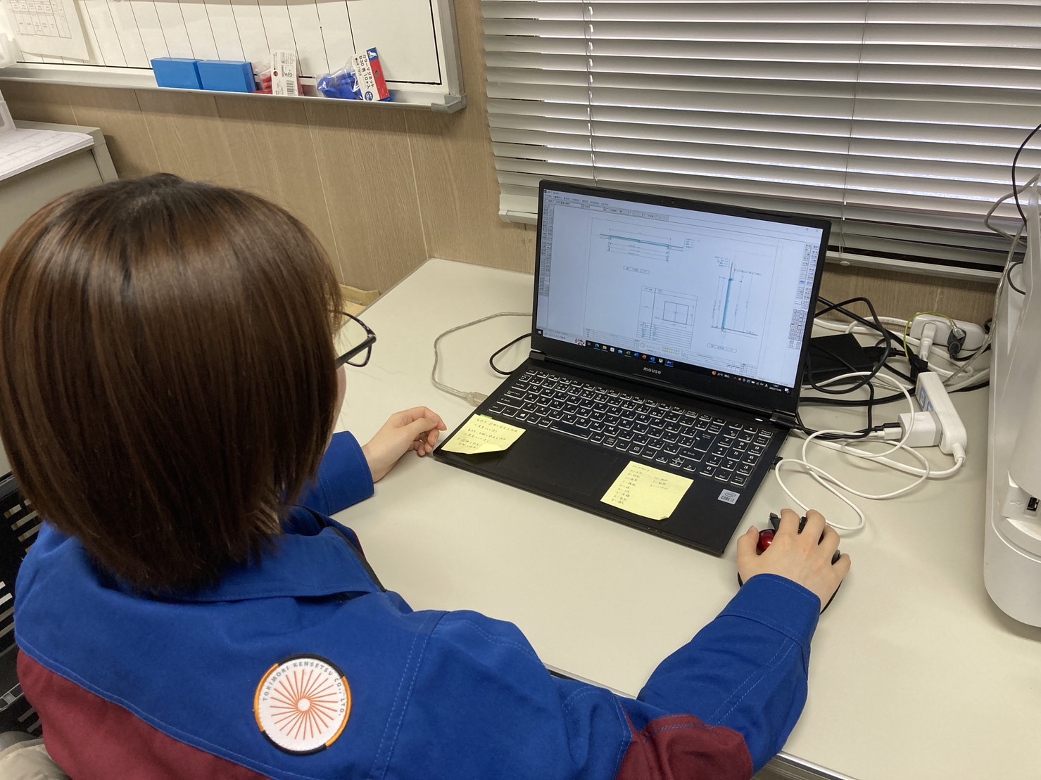 書類の作成、整理の写真