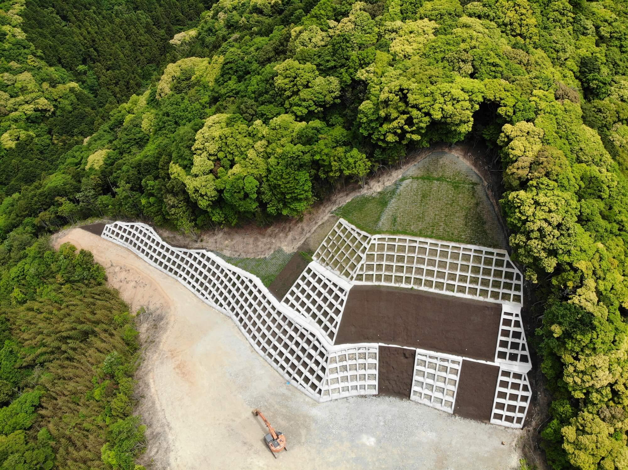 大河内川ダム深川川総合開発事業工事用道路工事の写真