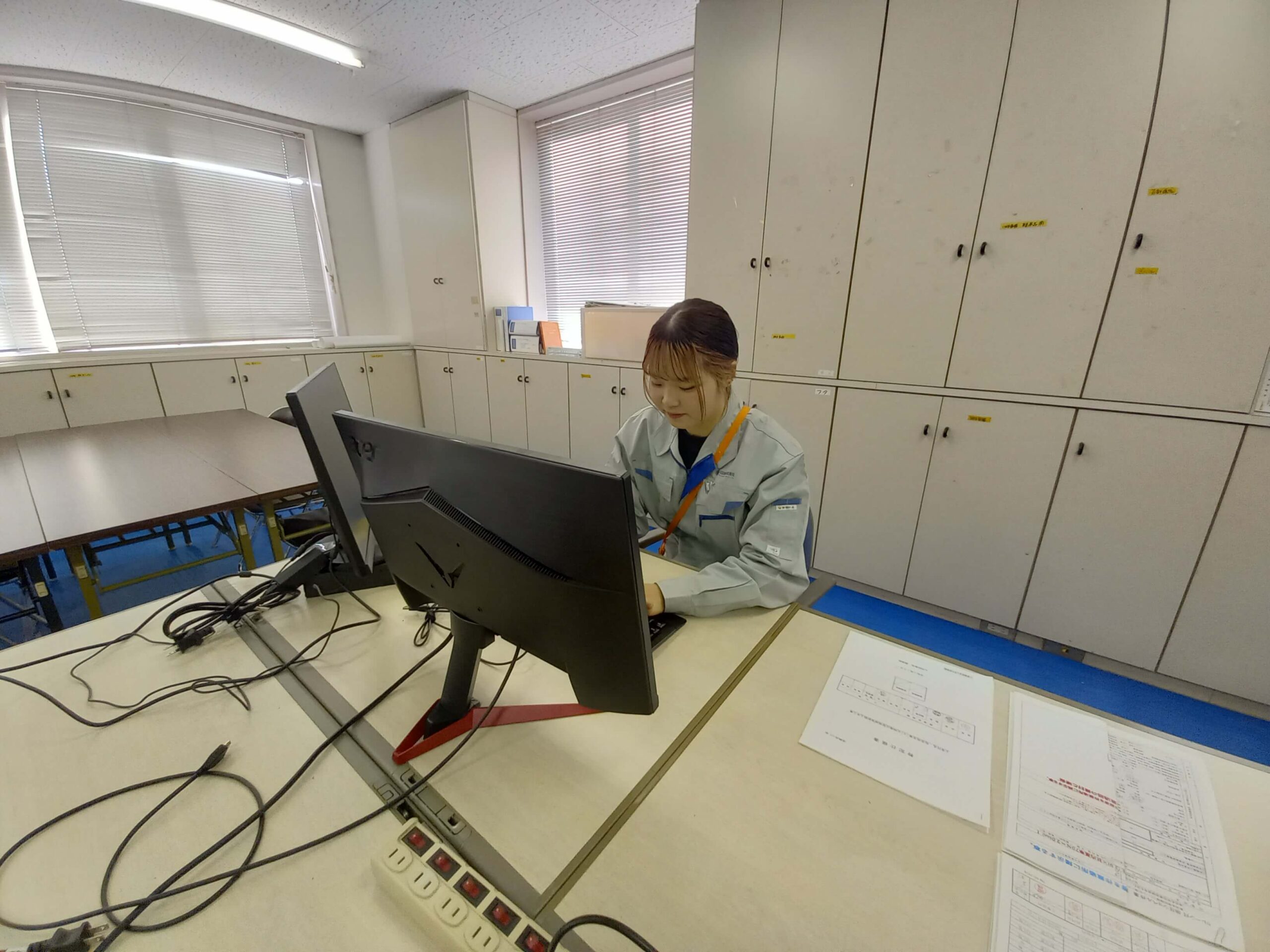 現場巡回、ミーティングの写真