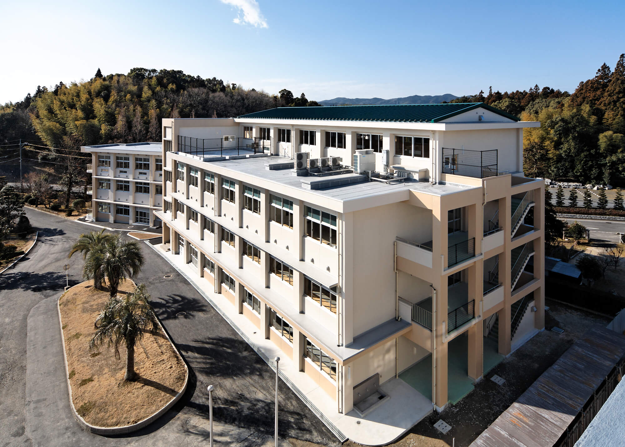 田布施農工高等学校特別教室新築工事の写真