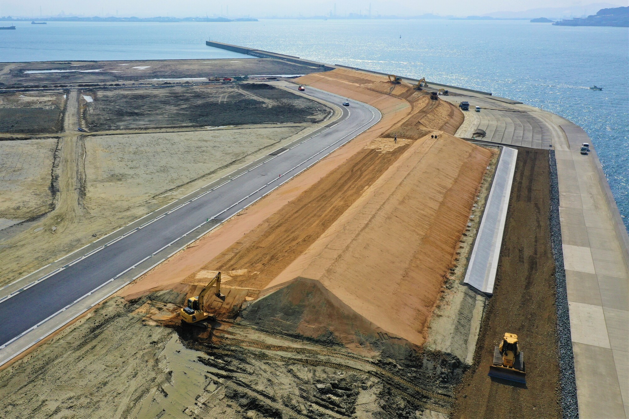 新港地区緑地整備工事の写真