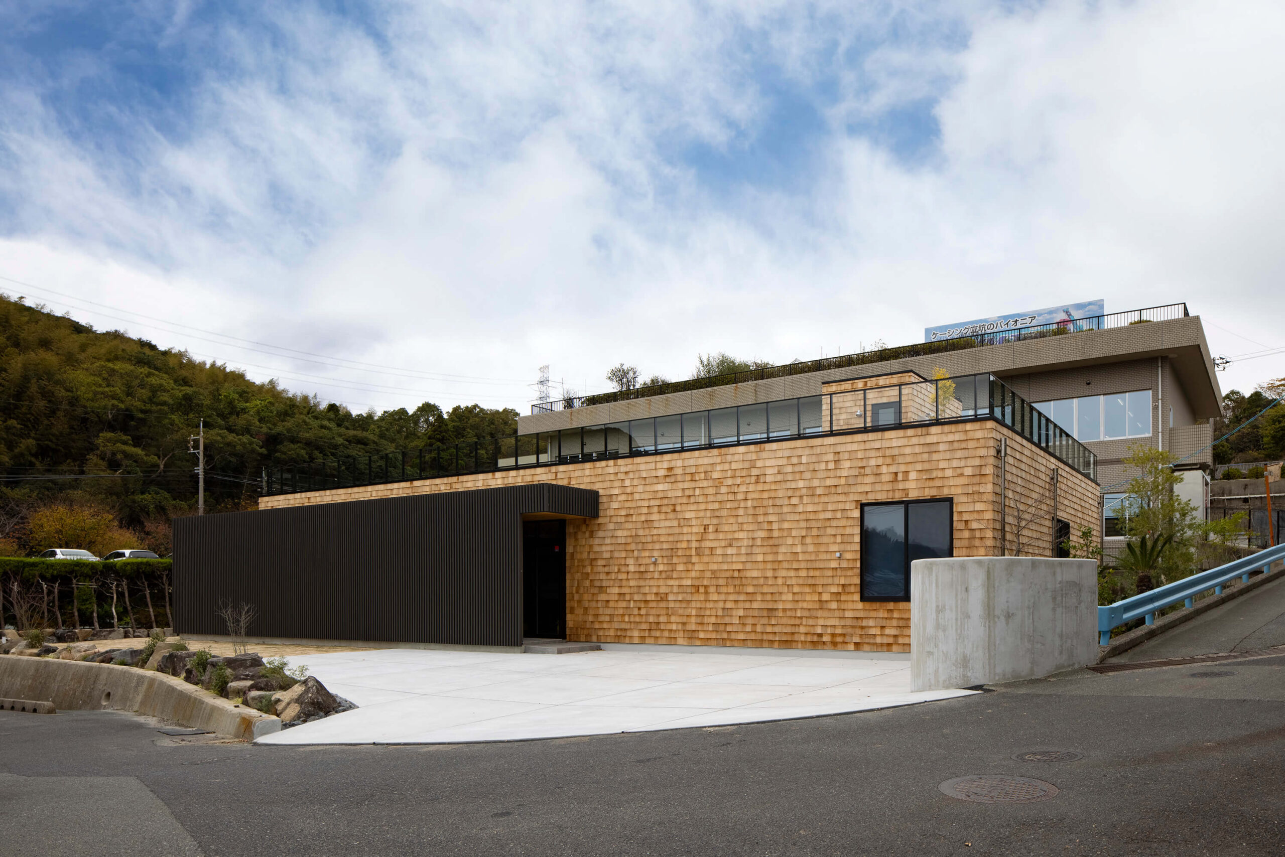 コプロス新社屋の写真