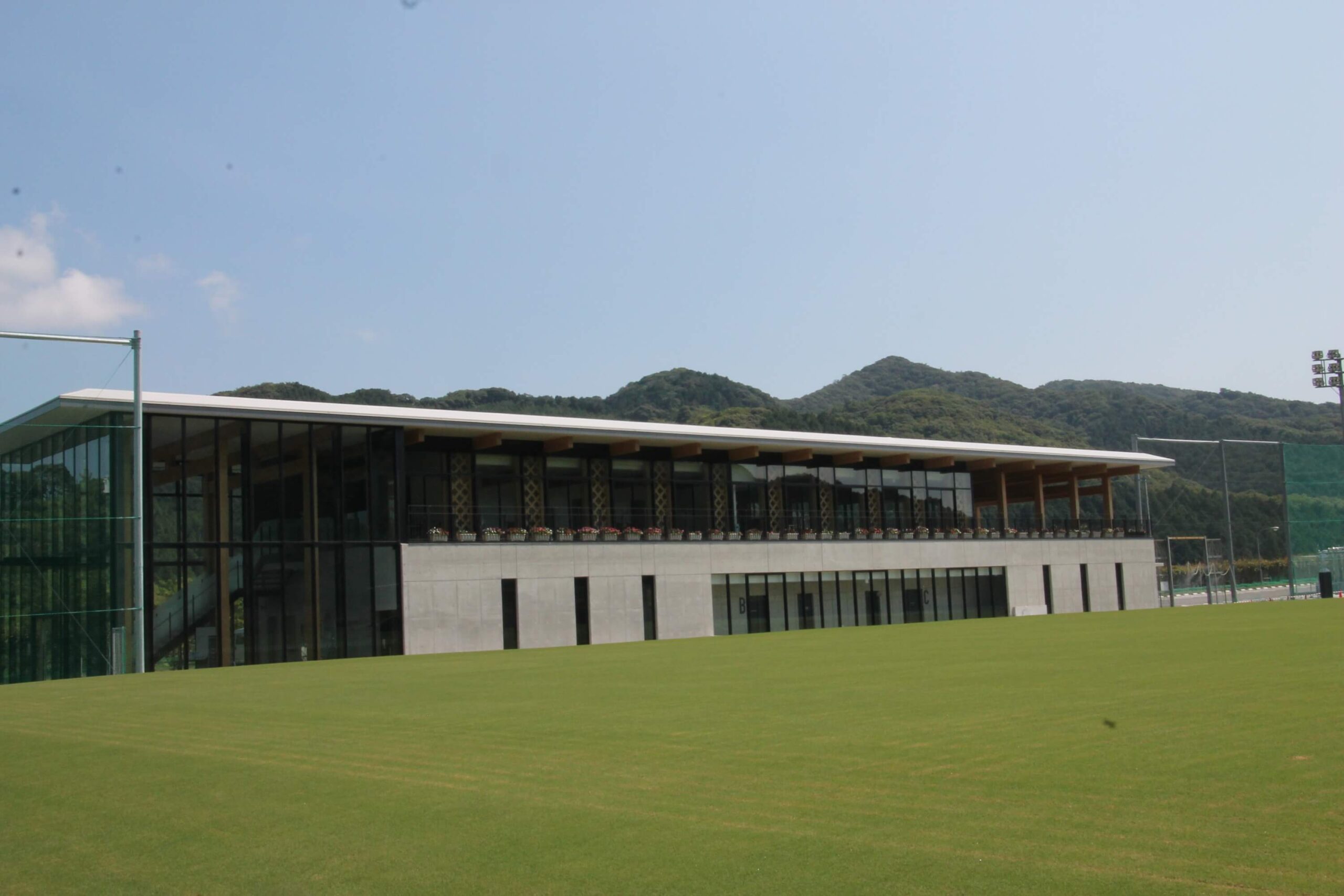 俵山多目的交流クラブハウスの写真