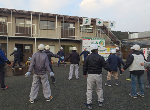 ラジオ体操、安全朝礼の写真