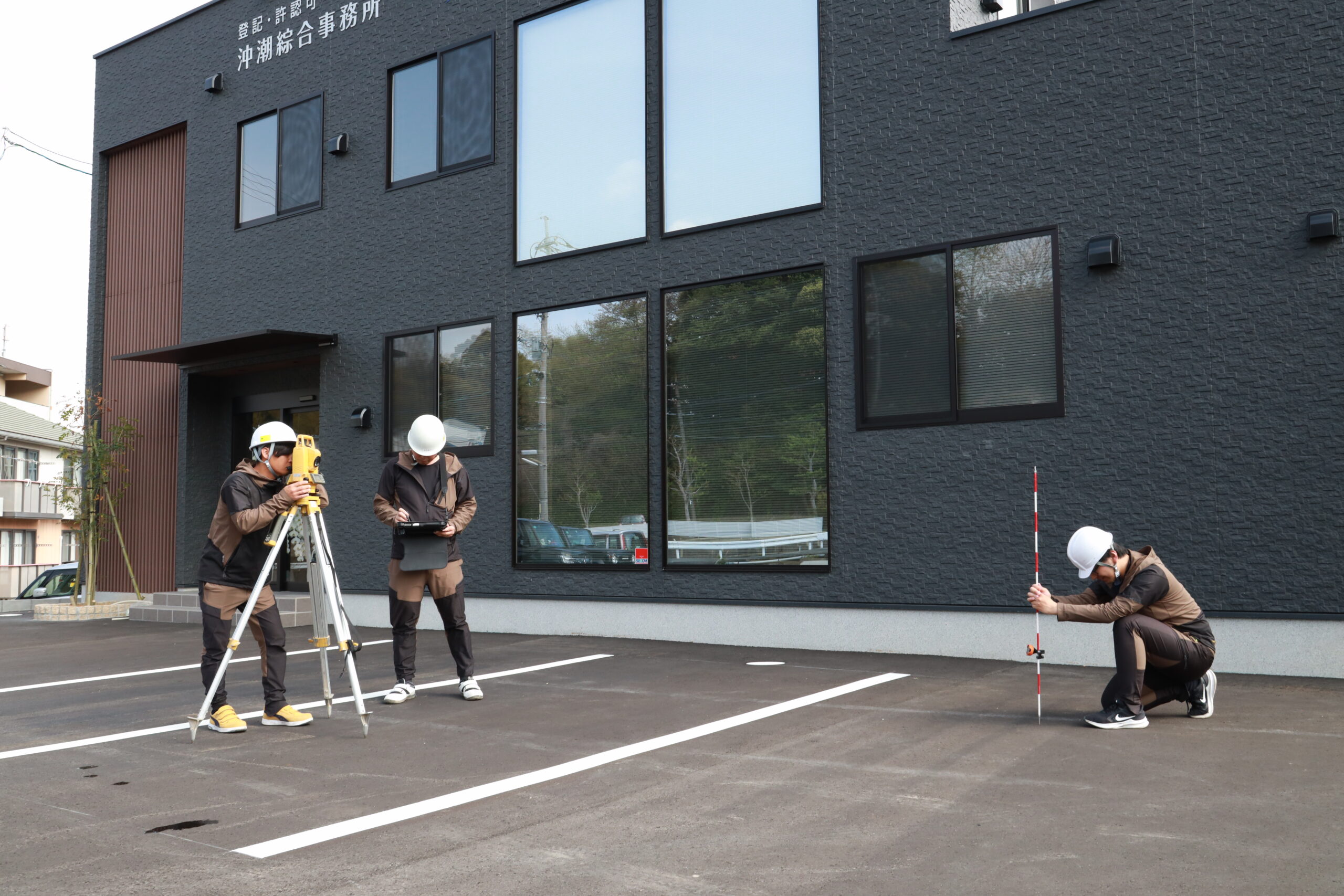 基準点測量と計測コースの写真
