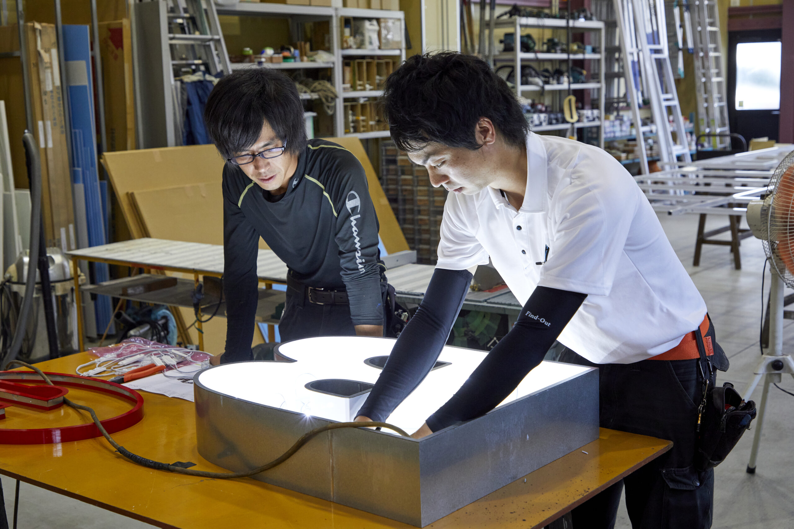 サイン製作の写真