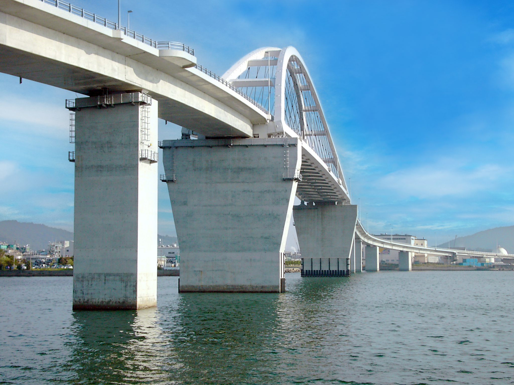 周南大橋橋梁工事の写真
