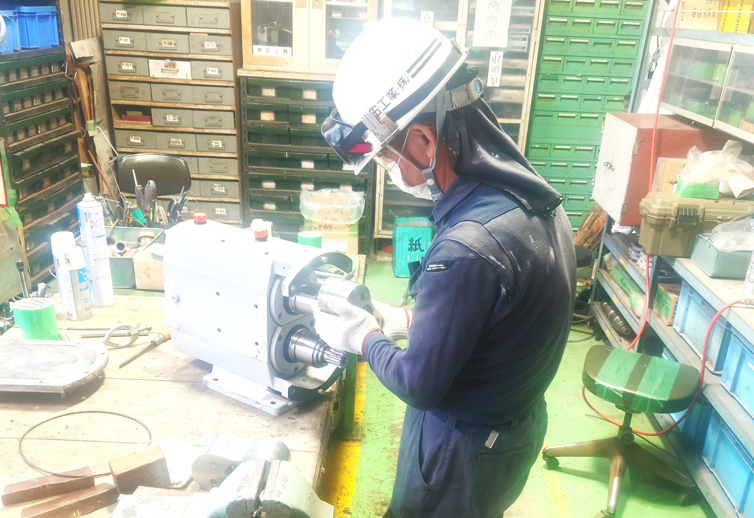 設備を守るプラント保全の写真