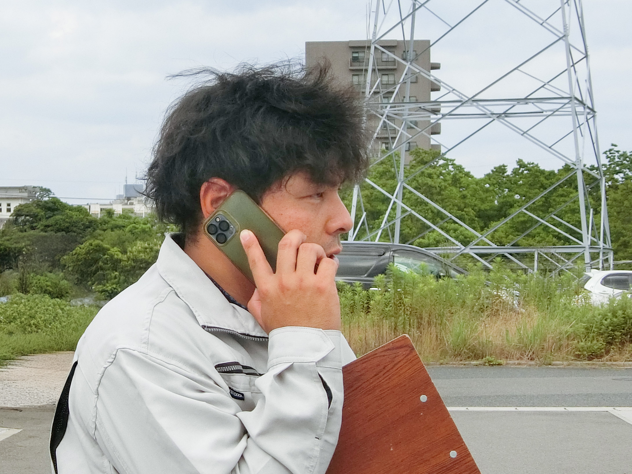 お客様からの電話対応の写真