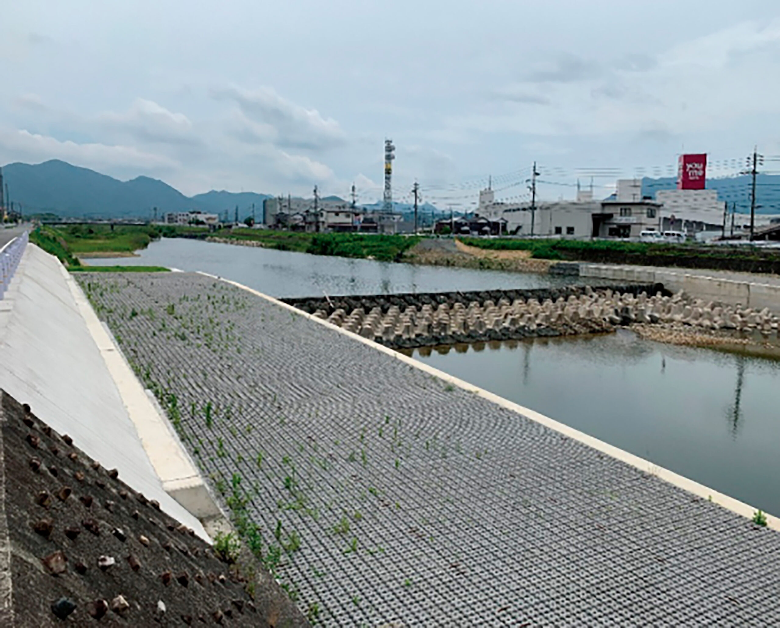 仁保川 災害復旧工事の写真