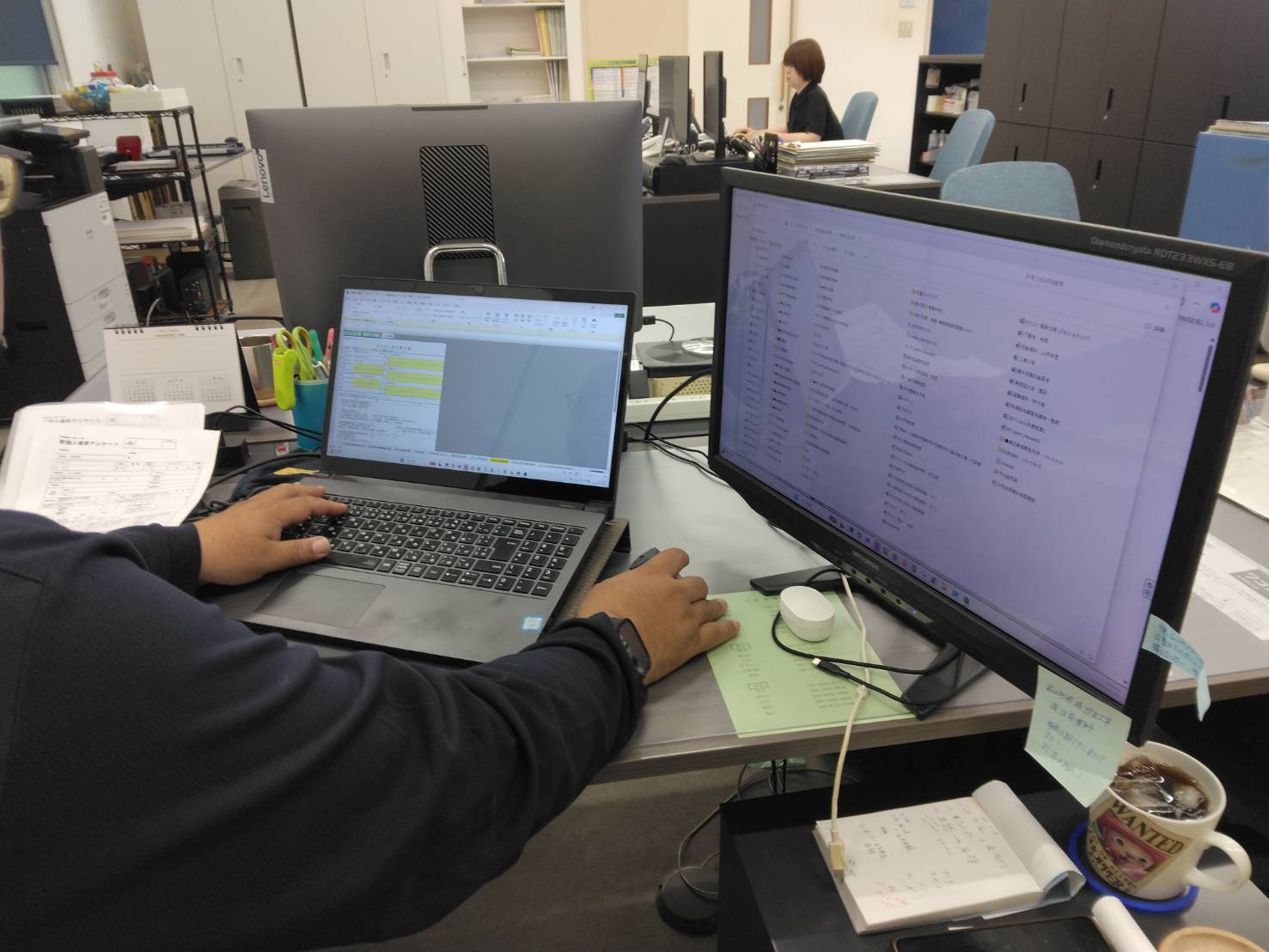 書類整理・作業報告の写真